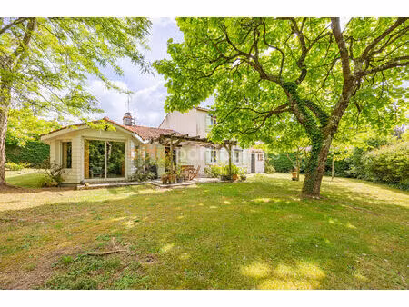 vertou -- beautour -- maison 7 pieces -- 4 chambres -- jardin -- garage