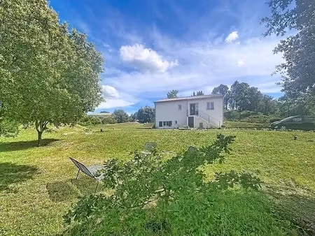 location maison 5 pièces 155 m² à la bastide-des-jourdans (84240)