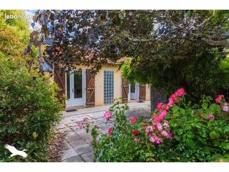 villa 6 pièces 135 m²