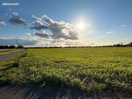 terrain 550 m² azay sur cher