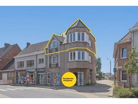 instapklaar appartement met 2 slaapkamers te eernegem