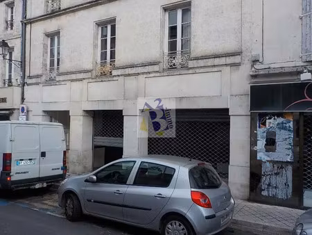 location local industriel 250 m² à angoulême (16000)