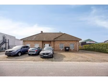 gemend gebouw : woning  loft/kantoor en loods met bureau te koop