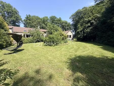 demeure de 305 m² à magny-les-hameaux