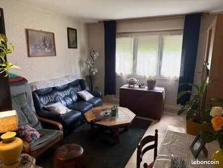 appartement 47 m2 / creteil rue savignat / f2