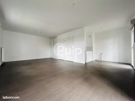 appartement 3 pièces 74 m²