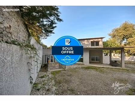 maison 9 pièces 274 m²