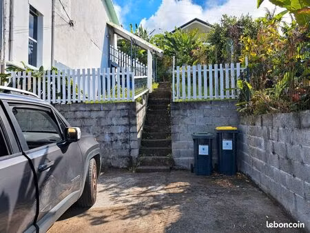 immeuble de 3 appartement sur terrain de 730m2
