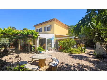 achat maison 7 pièces 180m² ste maxime 83120