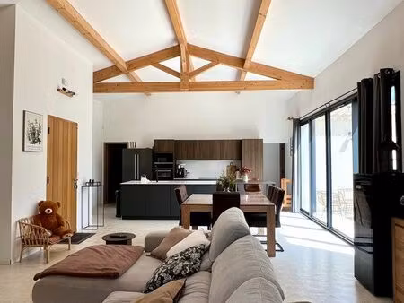 villa  147m2  4ch  garage