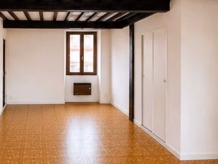 nanterre centre – studio 26 m² – calme sur cour – cave – vente directe