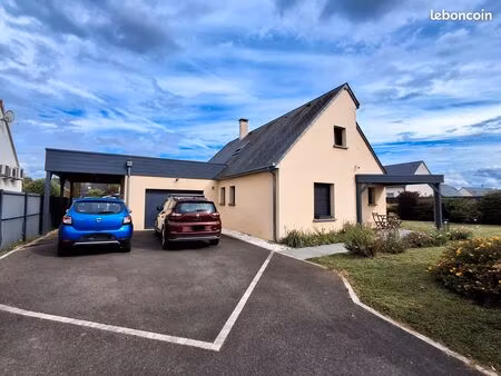 maison moderne de 130 m² aux prestations de qualité et au calme absolu (moins de 10 min d'