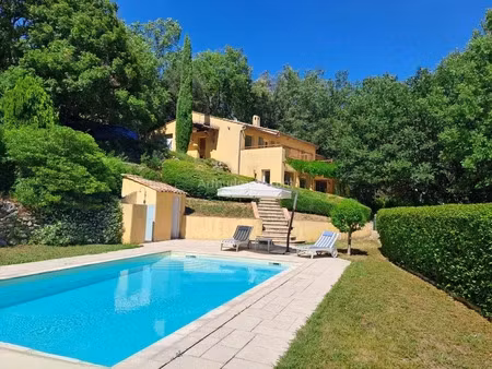 vente propriété 6 pièces 192 m2 à salernes