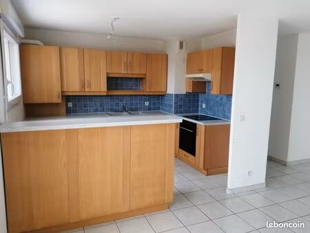 appartement t3 avec grande terrasse  garage et parking – bons-en-chablais
