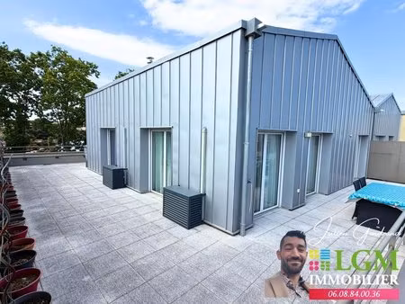 castelnau-le-lez – appartement rooftop 4 pièces de 77 m² avec terrasse panoramique de 90..