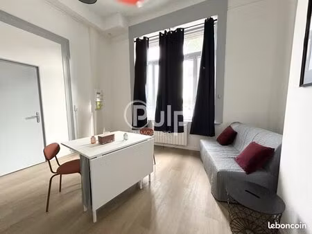 studio 1 pièce 25 m²