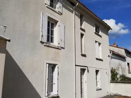 appartement 2 pièces 27 m²