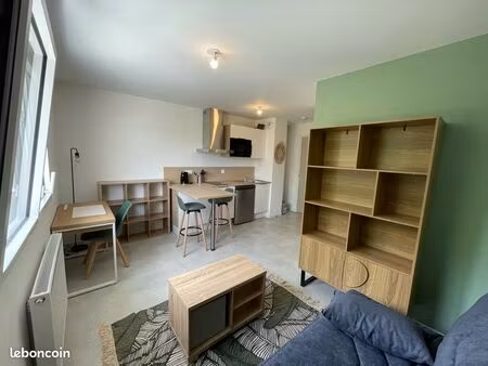 studio neuf meublé à 2 min à pied ensibs