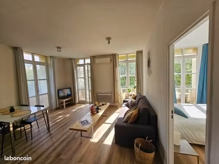 appartement 300 m vieux port