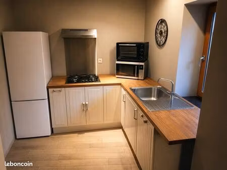 t2 meublé de 50m2 à tullins - tout confort