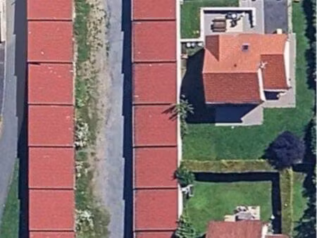 location box / garage fermé de 15 m2  situé impasse fleming à bethoncourt
