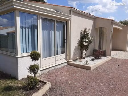 maison à louer à saintes (zone non inondable)