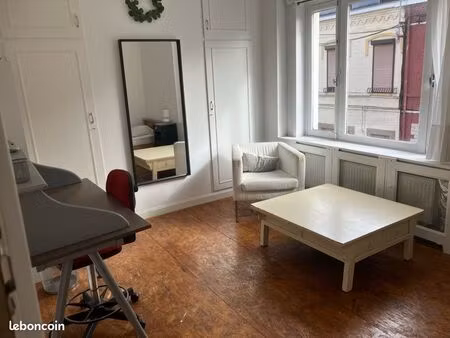 studio dans maison étudiants
