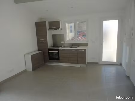 appartement t2 avec grande terrasse