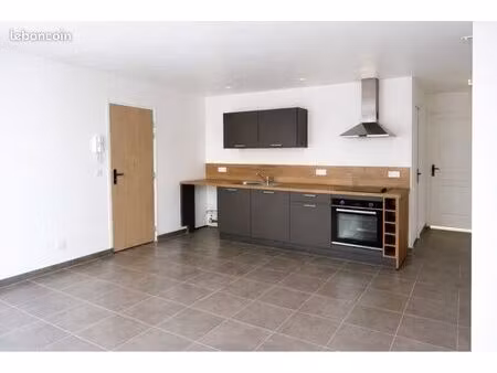 appartement t2 neuf - centre ville