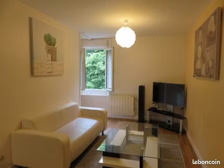 loue appartement meuble