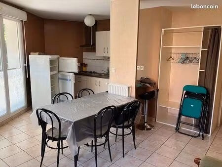 appartement t3 très agréable - charpennes