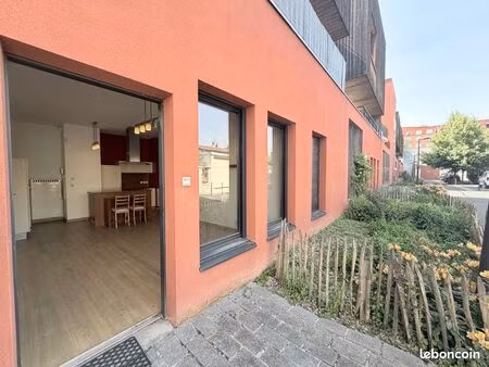 t3 avec patio et parking - aux portes de paris - quartier du fort  vitry sur seine