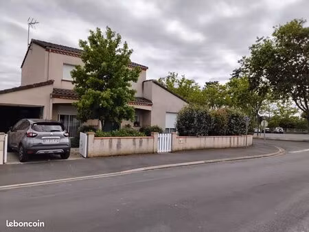 maison t4 à louer