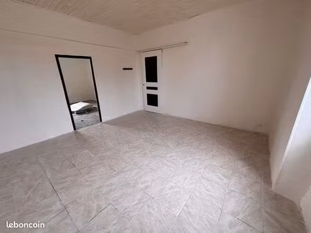 ? à louer – maison rénovée avec jardin – chancelade ?