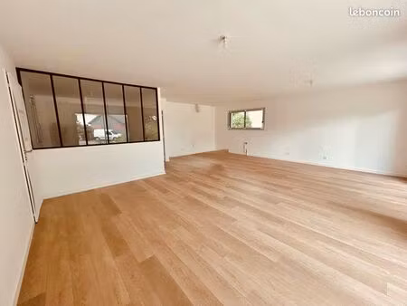 location maison neuve de plain-pied