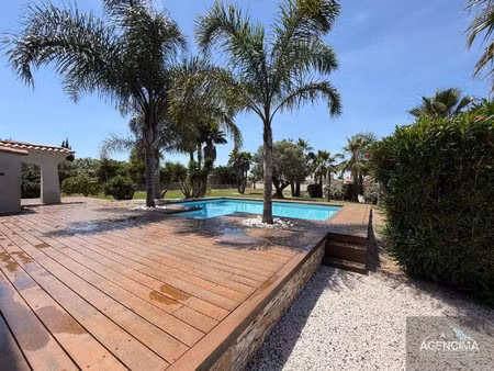 entre étang et plages  une villa méditerranéenne hors du commun