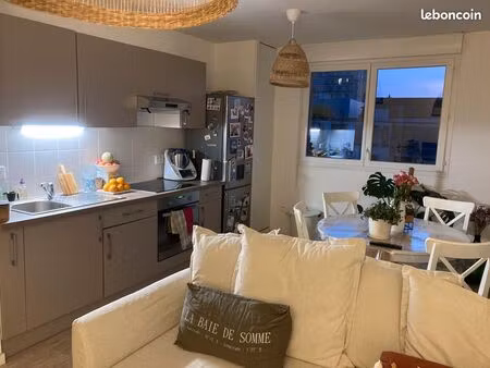 appartement t2 avec loggia  parking privatif et résidence sécurisée lille chr/eurasante