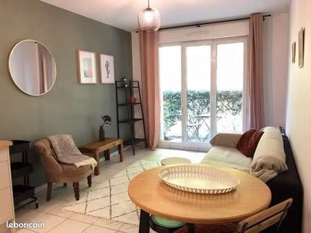 apt t2 rénové à pessac - meublé  parking  terrasse