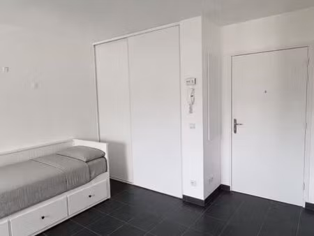 t1 bis meublé de 30 m² avec balcon  garage et ascenseur