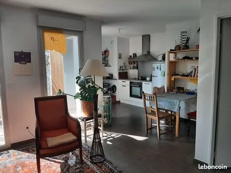 t4 sous-location juillet-aout villeurbanne