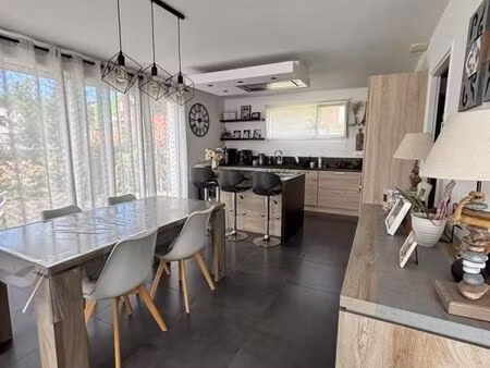 maison 4 pièces 98 m²