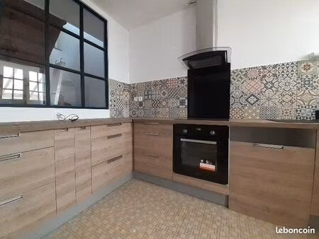loue maison 3 chambres