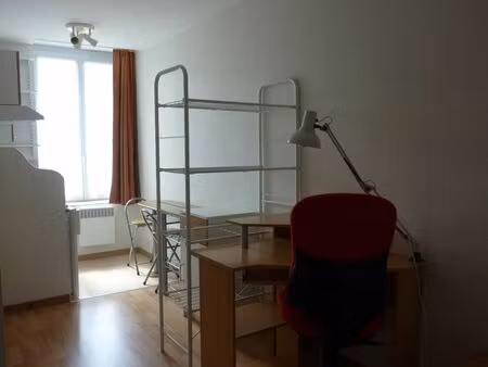 studio étudiant meubles 2 mn lycee poincare/gare nancy