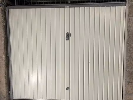 garde meubles à louer