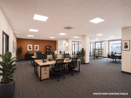 location local professionnel 120m²