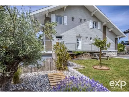 maison 6 pieces de 115m2 avec sous sol complet