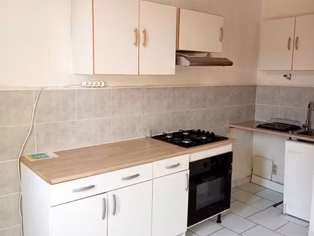 location appartement 2 pièces 32m² toulon 83000