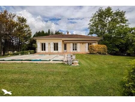 vente maison 4 pièces 110 m² juillac-le-coq (16130)