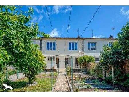 vente maison 4 pièces 122 m² angoulême (16000)