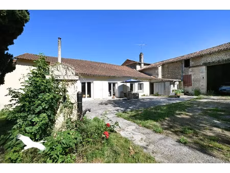 vente maison 6 pièces 188 m² juignac (16190)